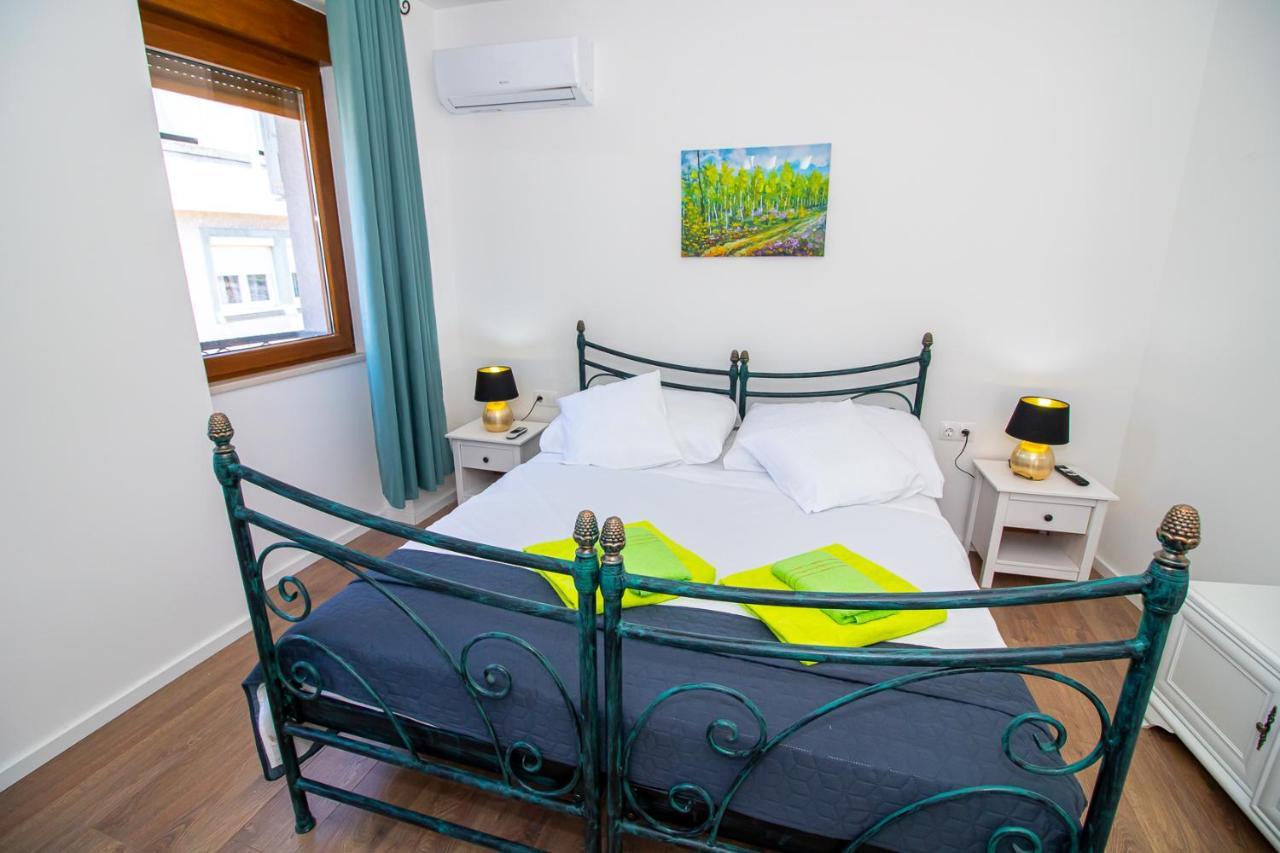 Luxury Apartments Iris Мостар Екстер'єр фото