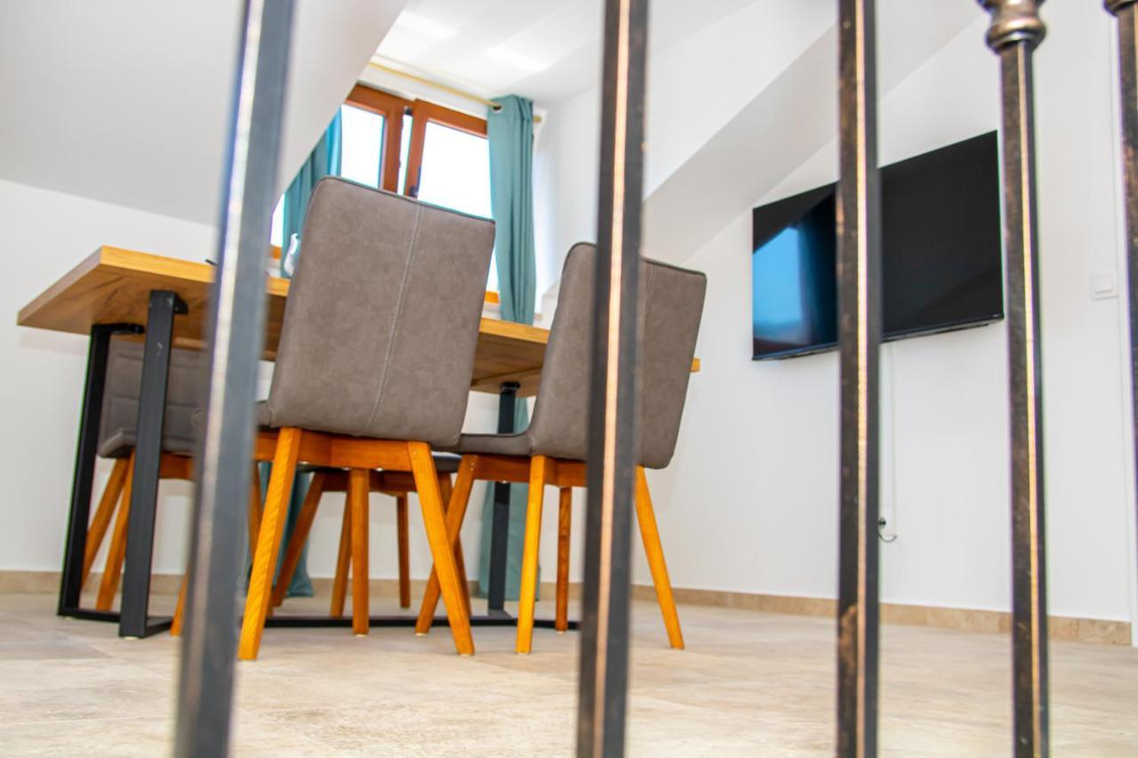 Luxury Apartments Iris Мостар Екстер'єр фото