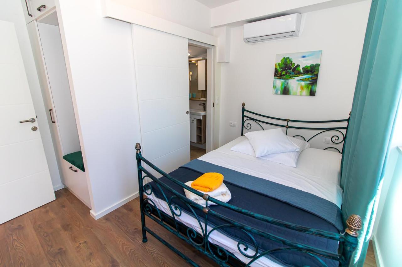 Luxury Apartments Iris Мостар Екстер'єр фото